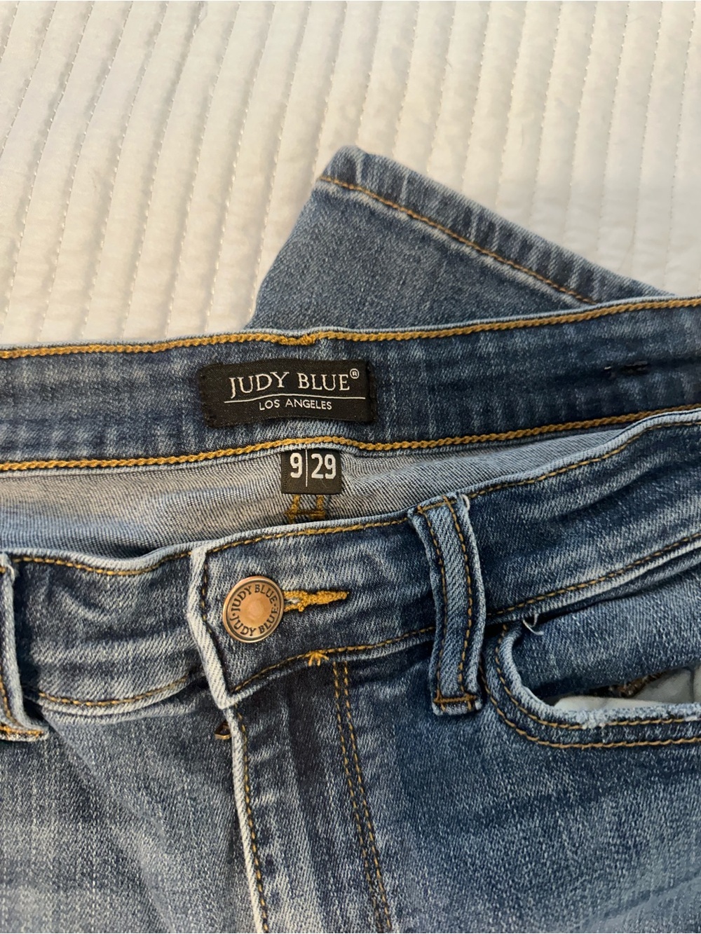 Judy Blue Medium Blue High-Rise Women's Jeans